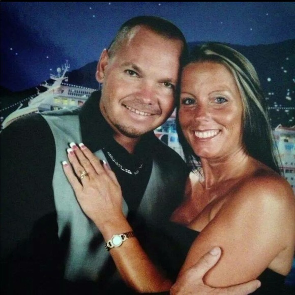 ❤Hi.. I'm Vicki, this is my family welcome to it❤ - Picture 2 of 8